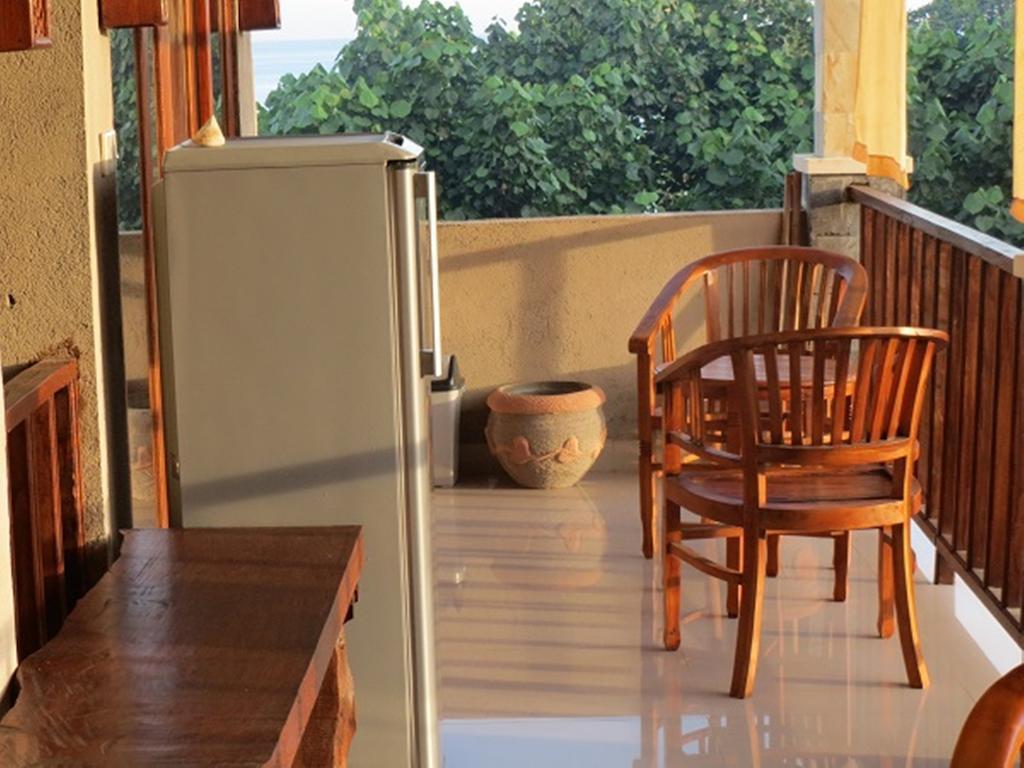 Bali Sari Homestay Amed Exteriör bild